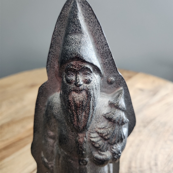 Santa Decoration - Faux Chocolate Mold - Picture 2 of 9